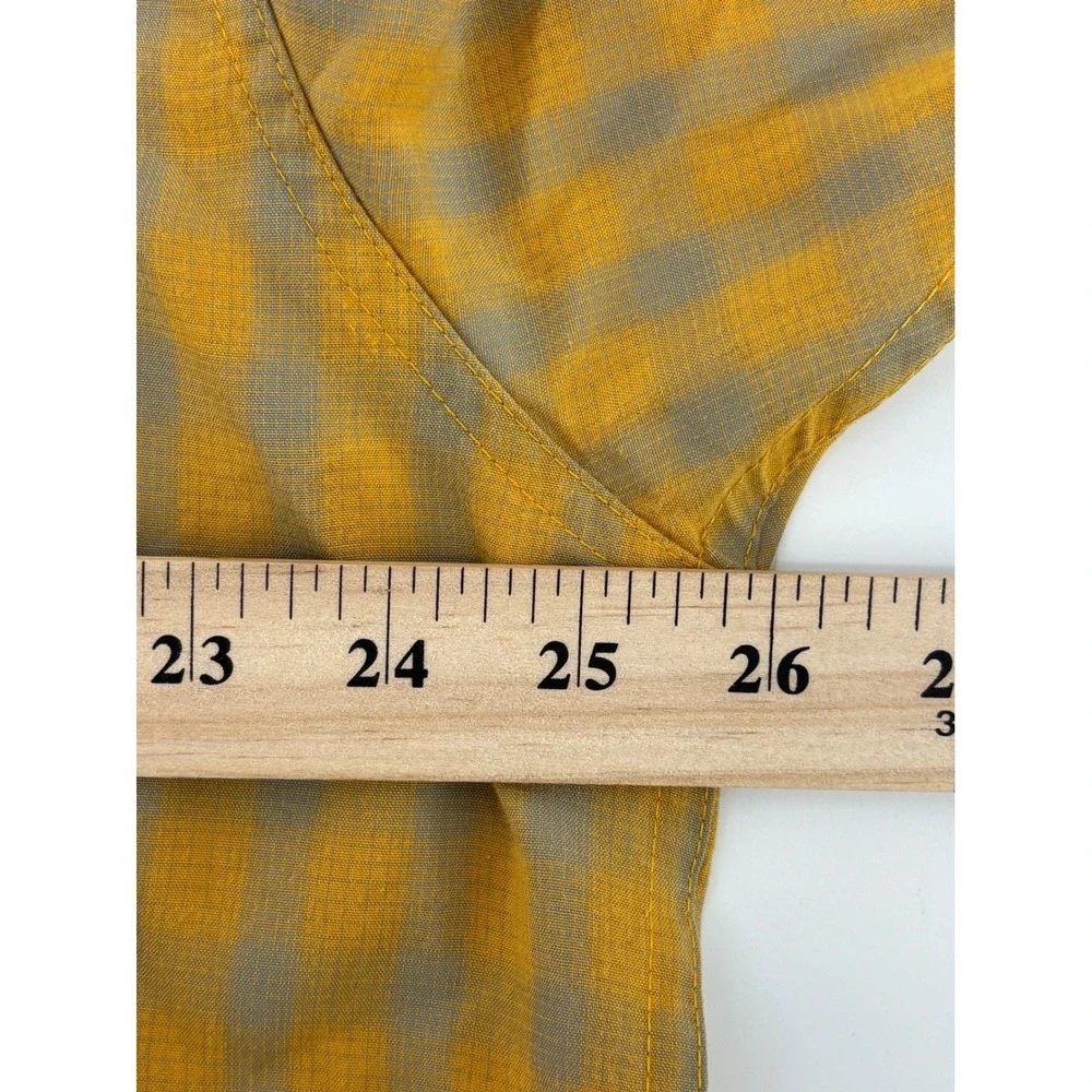 The North Face Short Sleeve Button Down Shirt Men's XXL Gold Plaid Hiking